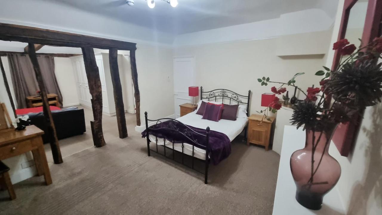 The George & Dragon Hotel Long Melford Room photo