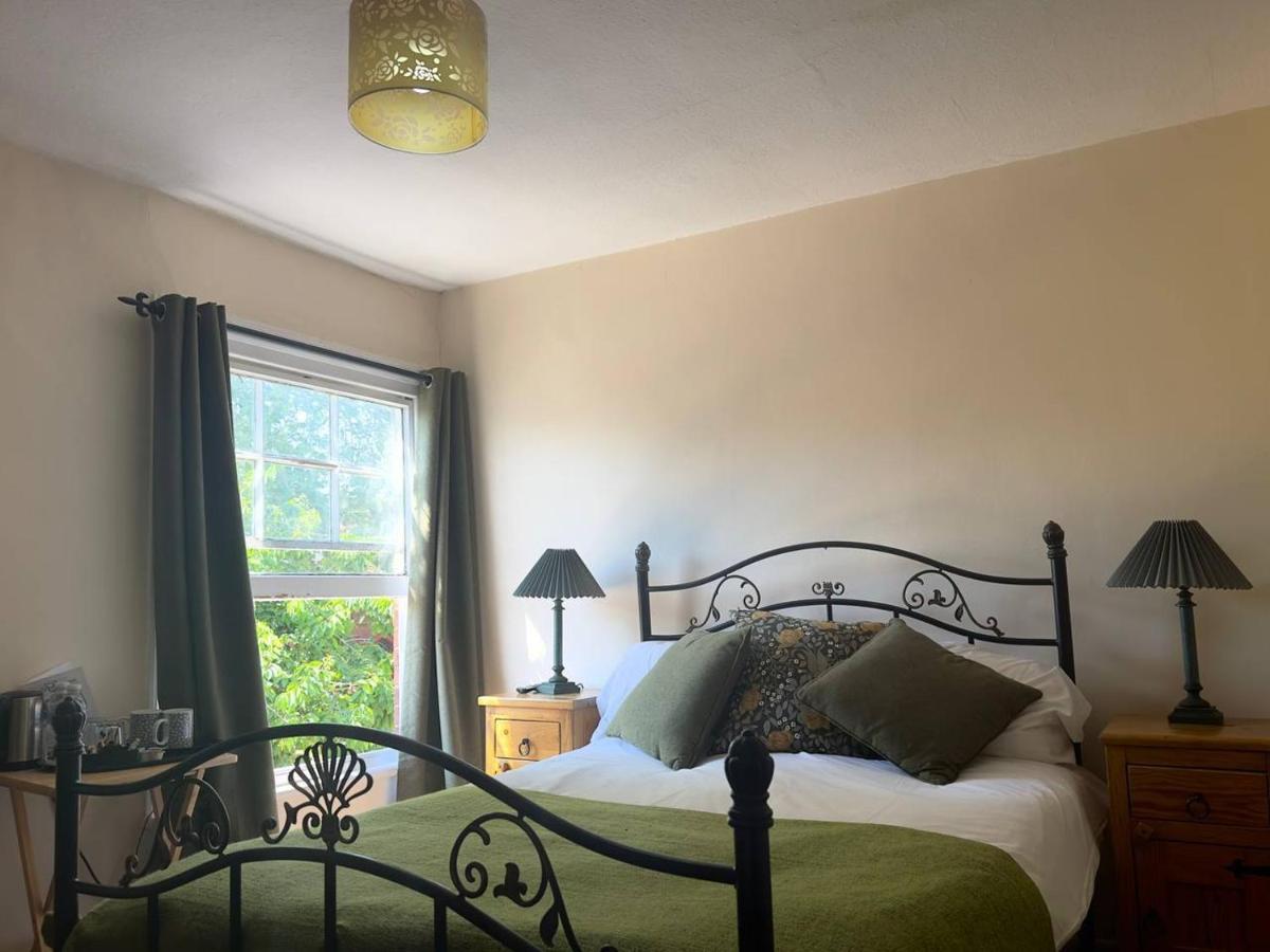 The George & Dragon Hotel Long Melford Room photo